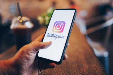 how to view a private instagram account
